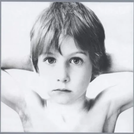 Édition vinyle (LP) remastérisée numériquement du premier album du groupe irlandais, sorti à l'origine en 1980. Il comprend 11 titres, dont « I Will Follow », « Stories for Boys » et bien d'autres. Universal.  