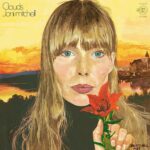 Réédition vinyle du 2ème album de Joni Mitchell sorti en 1969. Inclus les classiques Both Sides now, The Fiddle and the Drum & Chelsea Morning. Vinyle 180gr. Remaster 2021.