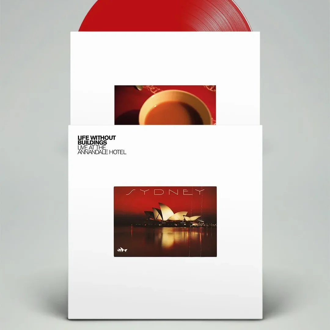 Live at the Annandale Hotel Life Without Buildings RELEASE DATE: 2025-04-12 LABEL : Rough Trade Records FORMAT: LP (Red Vinyl)