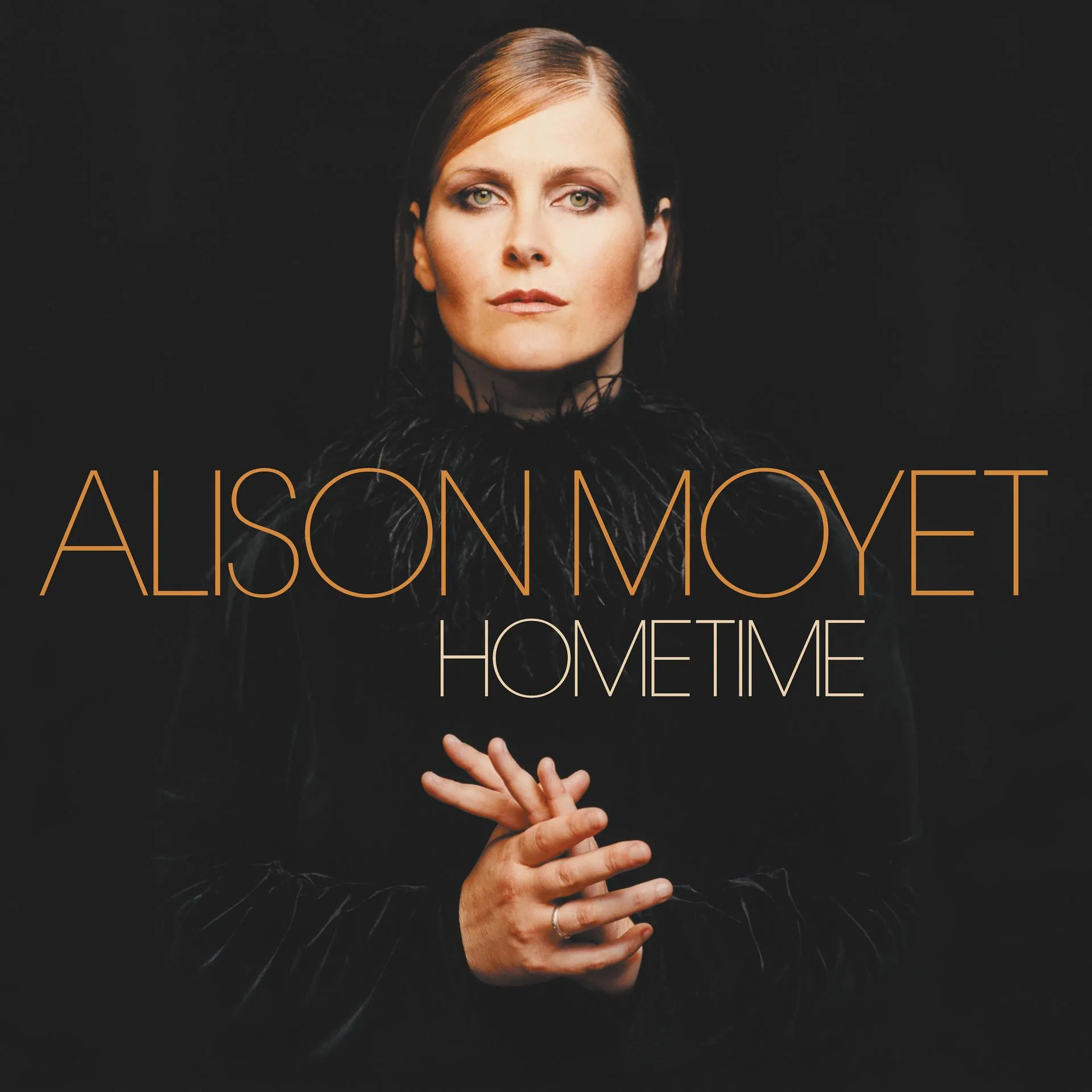 Hometime Alison Moyet RELEASE DATE: 2025-04-12 LABEL : Cooking Vinyl FORMAT: 1LP (Gold Vinyl, Numbered)