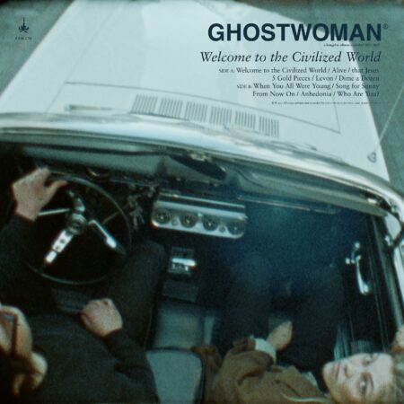 Sur leur quatrième album, Welcome to the Civilized World, Ghostwoman est une bête plus affûtée que jamais. Les guitares rugueuses d'Evan Uschenko, son chant hargneux et les rythmes caustiques de la batterie d'Ille van Dessel consolident l'essence de l'album. Enregistré sur de vieux instruments et un magnétophone, la force et le sentiment de l'album sont puissants - téméraires, illogiques et libres. -