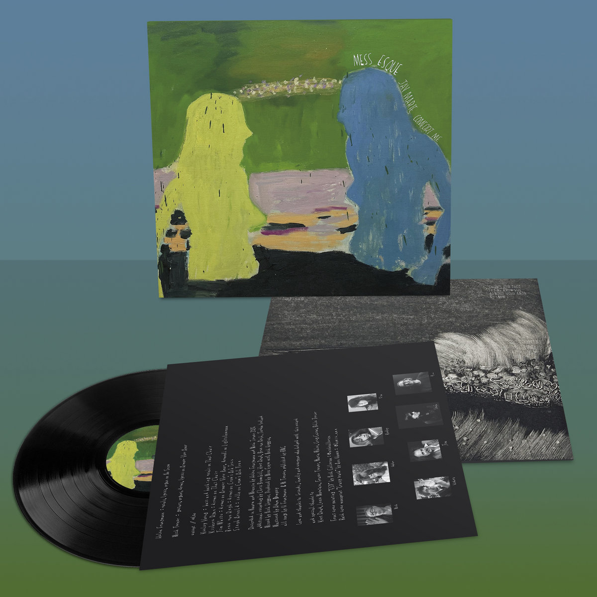 Une troisième missive audacieuse du duo australien – Helen Franzmann (McKisko) et Mick Turner (Dirty Three, Tren Brothers) – qui sonne comme s’ils s’étaient littéralement rêvés eux-mêmes, et peut-être même qu’ils sont encore dans le rêve ! Propulsant leur cirque sonore unique et tordu vers des sommets d’exaltation et d’effets, Mess Esque développe leur dreamy folk artisanale et généreuse dans de nouvelles dimensions, les poussant – et nous aussi ! – dans des états d’existence plus vifs.