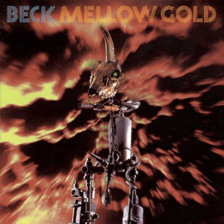BECK | Mellow Gold Panthéon 3e opus de l'inclassable Beck, "Mellow Gold" sort en 1994 alors que l'artiste expérimente des prod sur des magnéto à bandes. Après 2 albums passés complètement inaperçus, c'est avec l'iconique "Looser" que le jeune prodige a titillé les oreilles du producteur Karl Stephenson. Rapidement le titre sonne comme un hymne aux sonorités alternatives auprés des jeunes américains de la générations X. Considéré aujourd'hui comme un des plus grands classiques des 90's "Mellow Gold" continue de fasciner.