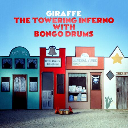 Giraffe est la nouvelle collaboration de Dave Harrington (Darkside), Robert Walter (The Greyboy Allstars), Spencer Zahn et Kosta Galanopoulos (Rio Kosta). Leur premier album, The Towering Inferno With Bongo Drums, mêle psychédélisme spatiale, interplay jazz et improvisation ouverte dans une écoute fluide et exploratoire.