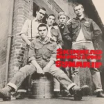 Skinhead Moonstomp est disponible en édition limitée à 750 exemplaires numérotés individuellement sur vinyle argenté.