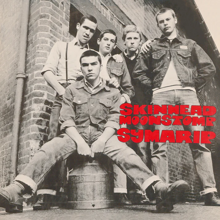 Skinhead Moonstomp est disponible en édition limitée à 750 exemplaires numérotés individuellement sur vinyle argenté.