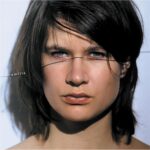 Le second album de Camille , pour la 1ère fois en vinyle. Inclus le CD album. Packaging Gatefold. Inclus «Ta Douleur» & «La Jeune Fille Aux Cheveux Blancs»