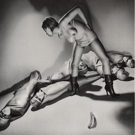 Hardcore de DEVO documente les débuts du groupe en tant que marginaux pré-punk dans la fertile scène rock underground d'Akron, dans l'Ohio.