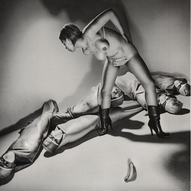 Hardcore de DEVO documente les débuts du groupe en tant que marginaux pré-punk dans la fertile scène rock underground d'Akron, dans l'Ohio.