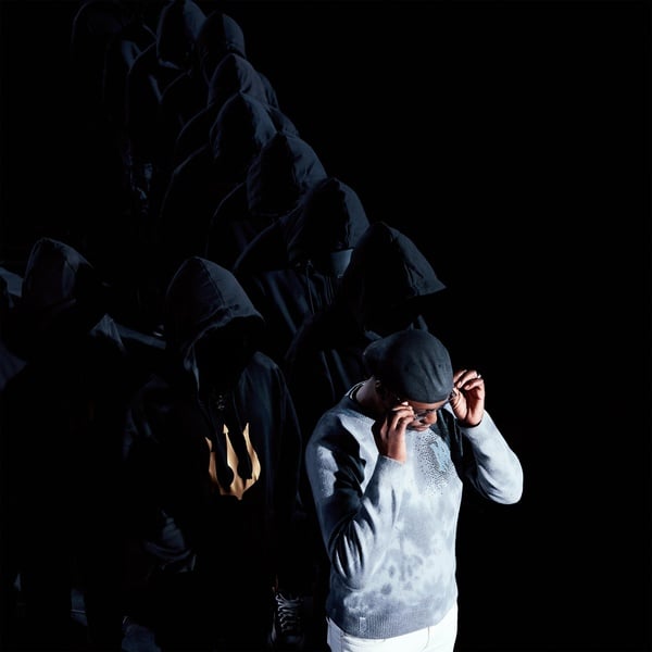 Pyramide, le deuxième album de Werenoi (inclus sa réedition, Pyramide 2). La version vinyle, en regroupant les deux projets, propose un objet inédit et collector, à ne pas manquer.