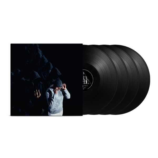 Pyramide, le deuxième album de Werenoi (inclus sa réedition, Pyramide 2). La version vinyle, en regroupant les deux projets, propose un objet inédit et collector, à ne pas manquer.