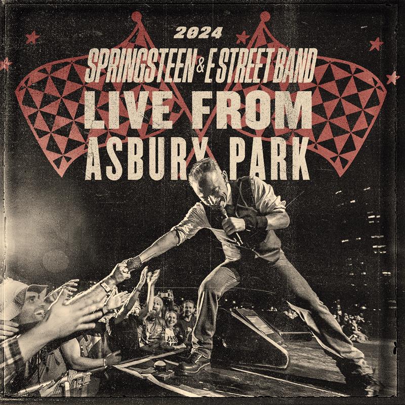 Disponible pour la première fois en vinyle. Revivez la performance triomphale de Bruce Springsteen au festival Sea.Hear.Now 2024 à Asbury Park. Plus de trois heures de concert devant 35 000 personnes, avec le E Street Band au sommet de sa puissance. Le set inclut des classiques comme « Thunder Road », « Dancing in the Dark », ainsi que des titres écrits à quelques rues de la salle, tels que « Blinded By The Light » et « Groing’Up ».