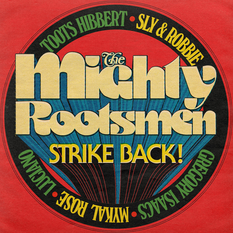 The Mighty Rootsmen Strike Back est une réunion révolutionnaire de légendes du reggae, qui réinvente les classiques du rock et de la pop avec soul, rythme et cœur. Avec Toots Hibbert, Gregory Isaacs, Mykal Rose, Luciano et le légendaire duo rythmique Sly & Robbie, l’album propose des versions reggae revisitées de chansons intemporelles des Rolling Stones, Neil Young, Bee Gees, The Turtles, The Beatles, Carole King / James Taylor, et bien d’autres. C’est la dernière fois que ces icônes apparaissent ensemble sur un même disque, ce qui en fait à la fois un hommage et une célébration de leur héritage durable. Produit par Ralph Sall (Paul McCartney, Billy Joel, Cat Stevens) et enregistré dans les célèbres Anchor Studios de Kingston, cet album célèbre les racines du reggae tout en repoussant audacieusement ses limites créatives. Avec ses rythmes soul et ses mélodies irrésistibles, The Mighty Rootsmen Strike Back transforme des chansons d’amour, d’unité et de résilience en une expérience vibrante et réconfortante, parfaite pour les fans de reggae et de rock classique. « Une œuvre d’une rare qualité et aux vibrations intemporelles. » David Katz (historien du reggae) Tracklisting 1. You’ve Got A Friend 2. With A Little Help From My Friends 3. Waiting On A Friend Ft. Ronnie Wood 4. Heart Of Gold 5. To Love Somebody 6. Happy Together 7. Put A Little Love In Your Heart 8. Sundown ft. Mykal Rose 9. Seasons In The Sun 10. I Love you