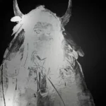 Disponible pour la première fois en vinyle, Weapon of Choice est une version antérieure de l'album Choice of Weapon de The Cult, produite par Chris Goss avant l'arrivée de Bob Rock pour finaliser l'album. Pressée sur vinyle argenté à effet miroir pour le Disquaire Day 2026. Considérée par les fans comme la préquelle de Choice of Weapon, cette compilation se suffit à elle-même : plus directe, plus brute, elle offre un aperçu rare du processus créatif de The Cult à un moment charnière. Des titres comme « Supreme » (une première version de « Honey From a Knife »), « The Bones » (précurseur de « For the Animals ») et « Gibraltar » (la base de « The Wolf ») témoignent du retour du groupe à son style lourd et atmosphérique caractéristique, tout en explorant de nouveaux horizons.