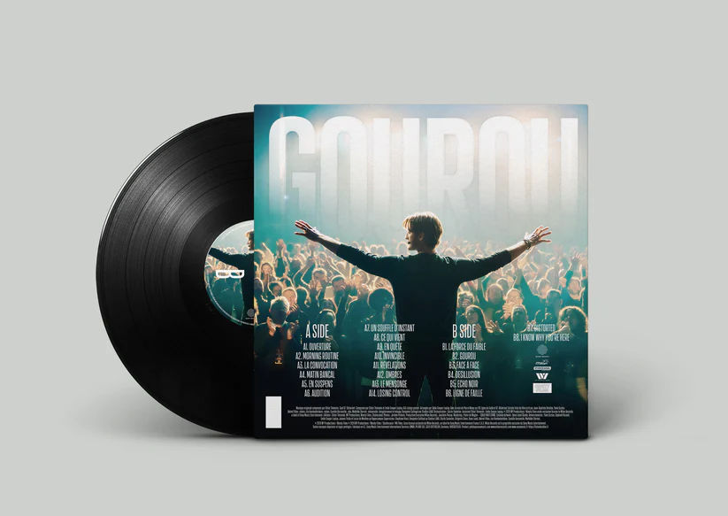 Pour Gourou, Yann Gozlan confie la bande originale à la productrice de musique électronique CHLOE. Pressée en vinyle en édition limitée, cette partition prend toute son ampleur et révèle une écriture sonore d’une grande finesse.