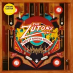 SORTIE LE 06.03.2026 Avec Tired of Hanging Around , The Zutons passent à la vitesse supérieure et livrent un album plus mûr, plus affirmé, mais toujours irrésistiblement catchy. Le groupe affine son mélange unique de rock, de soul et de pop flamboyante, porté par des refrains plus solides et un sens mélodique redoutable. EDITION LIMITEE VINYLE COULEUR JAUNE