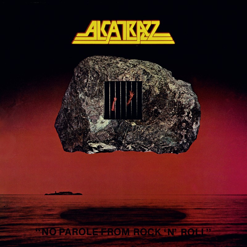 No Parole from Rock 'n' Roll est le 1er album studio du groupe de heavy metal Alcatrazz, mené par le chanteur chevronné Graham Bonnet et le guitariste virtuose Yngwie Malmsteen.  L’album est resté 7 semaines dans le classement des albums du Billboard 200. Il a marqué un tournant décisif en lançant la carrière solo du guitariste Yngwie Malmsteen et demeure surtout connu pour le single Island in the Sun.  Il s’agit ici d’une édition deluxe 2 LP : Le premier LP correspond à la version originale de l’album, le second LP propose une version instrumentale intégrale de cette même sortie. 2LP EFFET MARBRÉ ROUGE/NOIR et ORANGE/NOIR.