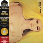 Rebirth est le deuxième album studio (et le plus abouti) des trois publiés par le groupe britannique de rock progressif Blonde on Blonde.