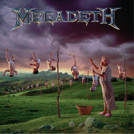 Sorti en 1994, *Youthanasia* confirme la maturité de Megadeth avec un son plus lourd et maîtrisé. L’album privilégie des tempos mid-paced et des mélodies sombres, portés par des titres marquants comme “A Tout le Monde”. Accessible sans renier son identité metal, il séduit par son équilibre entre puissance, profondeur et efficacité. Le vinyle a été remasterisé à partir des bandes master.