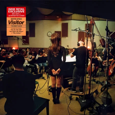 SIENNA SPIRO - VISITOR (ALTERNATE COVER INDIE RETAIL EXCLUSIVE)