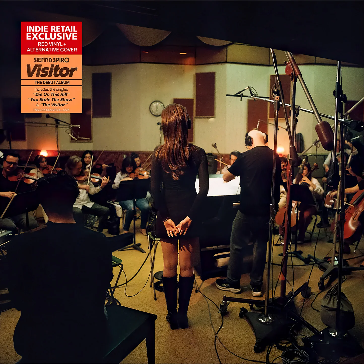 SIENNA SPIRO - VISITOR (ALTERNATE COVER INDIE RETAIL EXCLUSIVE)