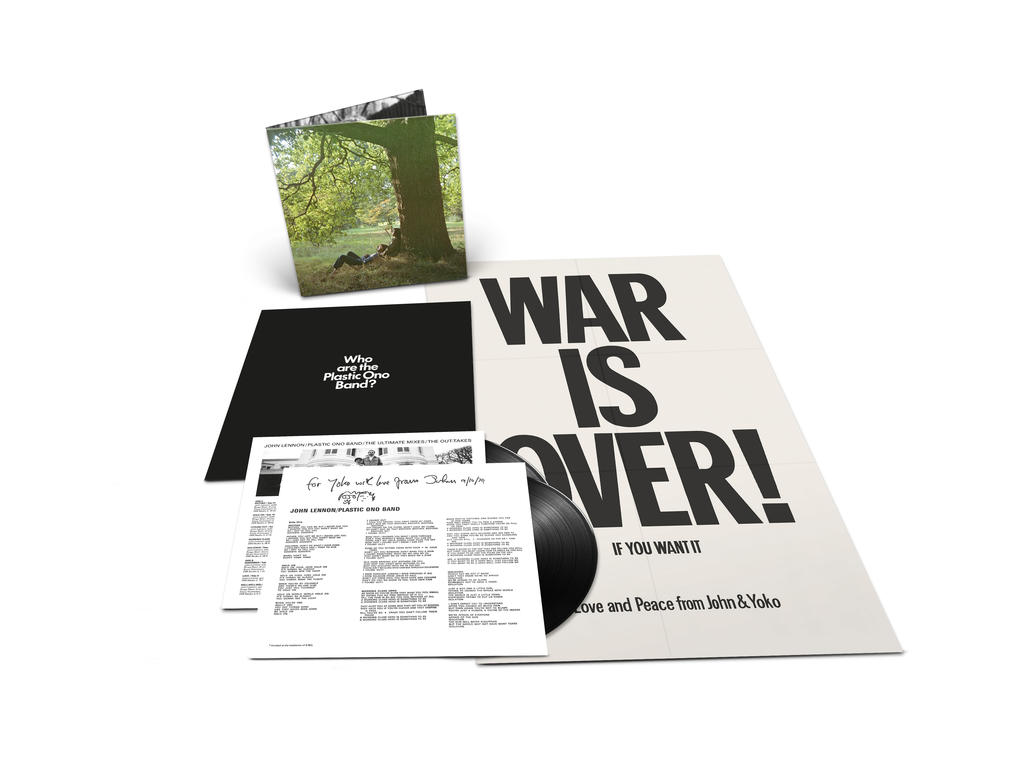 Premier album solo emblématique de John Lennon, avec la participation de Ringo Starr, Klaus Voormann, Billy Preston et Phil Spector. Entièrement remixé à partir des bandes multipistes originales aux studios Abbey Road par l'ingénieur du son Paul Hicks sous la supervision de la productrice Yoko Ono Lennon. Dépouillé et sans artifice, John Lennon y livre ses blessures, ses colères et ses doutes avec une sincérité bouleversante, porté par des titres comme 'Mother' ou 'Working Class Hero'.