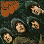 Rubber Soul, le sixième album des Beatle est réédité avec un nouveau mixage stéréo. Véritable tournant artistique du groupe, l'album réunit des classiques comme « In My Life », « Norwegian Wood », « Drive My Car » et « Michelle ». Le groupe y explore de nouveaux instruments, sonorités et techniques d’enregistrement, faisant de cet album l’un des pionniers du format pop conçu comme une véritable œuvre artistique cohérente.
