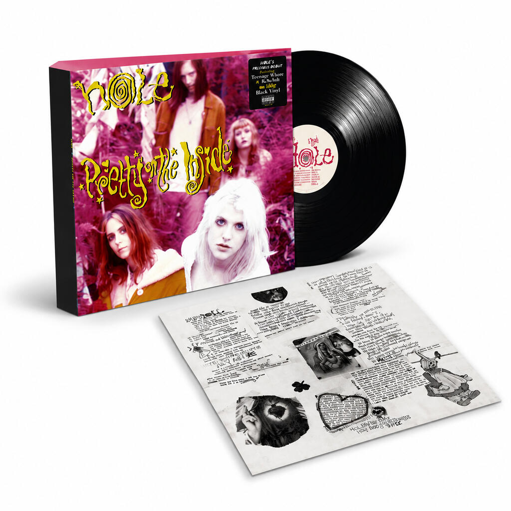 Premier album de Hole, Pretty On The Inside s'impose dès sa sortie en 1991 comme l'un des disques fondateurs de la scène alternative américaine. Entre punk abrasif, noise rock et énergie grunge, ce manifeste révèle un groupe au son radical qui marquera durablement l'histoire du rock. Longtemps indisponible en vinyle, l'album fait aujourd'hui l'objet d'une édition remasterisée supervisée par le guitariste du groupe Eric Erlandson.