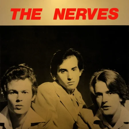 The Nerves étaient un trio américain de power pop, formé à San Francisco en 1974 puis basé à Los Angeles, composé du guitariste Jack Lee, du bassiste Peter Case et du batteur Paul Collins. Les trois membres composaient et chantaient. Bien que le groupe n'ait eu qu'une existence éphémère, il a réussi à autoproduire en 1976 un EP légendaire de quatre titres — distribué par Bomp! Records — comprenant deux chansons de Jack Lee (« Hanging On The Telephone » et « Give Me Some Time »), une de Peter Case (« When You Find Out ») et une de Paul Collins (« Working Too Hard »). Ils ont également donné de nombreux concerts le long de la côte Ouest et effectué des tournées aux États-Unis et au Canada, assurant notamment la première partie des Ramones. The Nerves sont devenus l'un des groupes les plus influents de la nouvelle vague power pop apparue à la fin des années 70, un genre qui continue de susciter des vocations aujourd'hui auprès de jeunes formations comme The Lemon Twigs, Sharp Pins et Mod Lang. Ah oui, n'oublions pas cette petite reprise de « Hanging On The Telephone » qui a fait sensation (et continue de le faire) après que Jeffery Lee Pierce — président de l'antenne côte Ouest du fan-club de Blondie et futur leader du Gun Club — a remis une copie sur cassette de l'EP à Debbie et Chris en 1978.